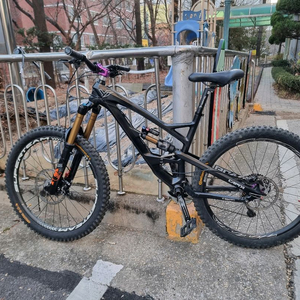 yt카프라 풀샥 카본 mtb