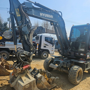 현대 HW65A 3W 2023년 4400시간 안산위치 중고굴삭기매매 동백정부장 이미지