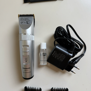 새제품 파나소닉 ER1511 프로 바리깡 이발기 판매합니다.