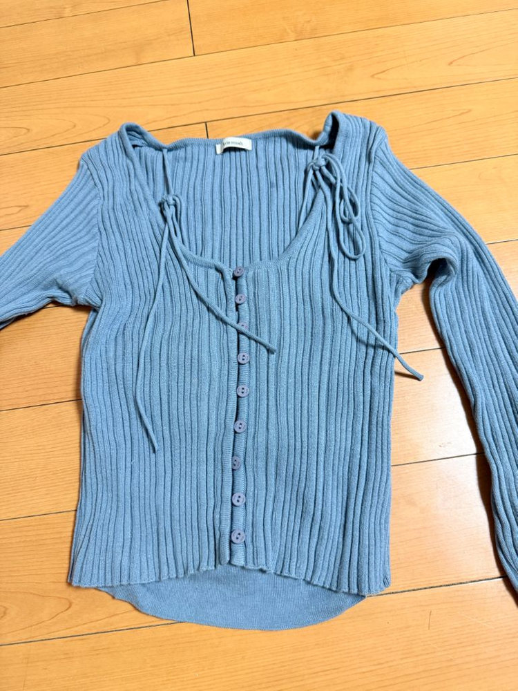 아비에무아 니트탑--1