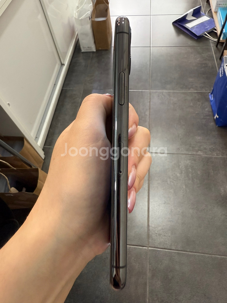 아이폰11프로 그레이 64GB/71%--0