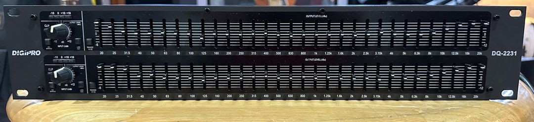 ksm-3000에코챔버/dq-2231이퀼라이져/ls-300파워엠프/rx-15x 15인치패시브스피커 이미지