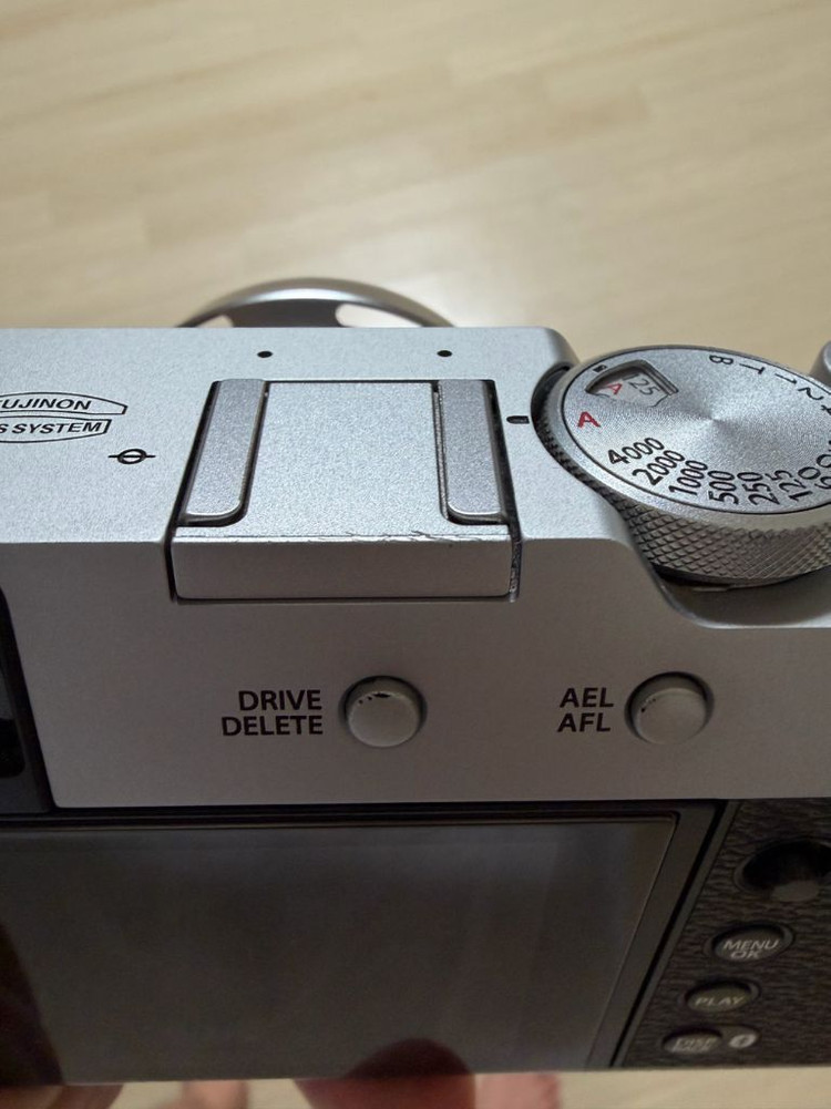 후지필름 X100VI 실버 및 악세사리 정가보다 68,800 낮춰서 판매합니다--9