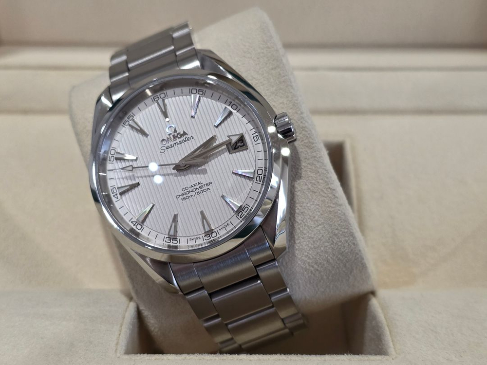 오메가 아쿠아테라 흰판 이미지