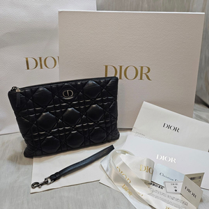 정품|디올 카로 라지 데일리 파우치