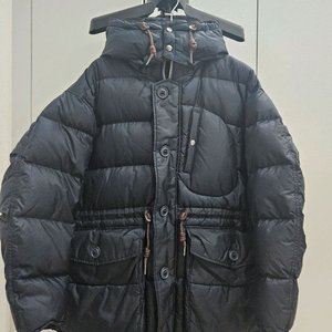 헨리코튼 카라코람 46사이즈 팝니다.