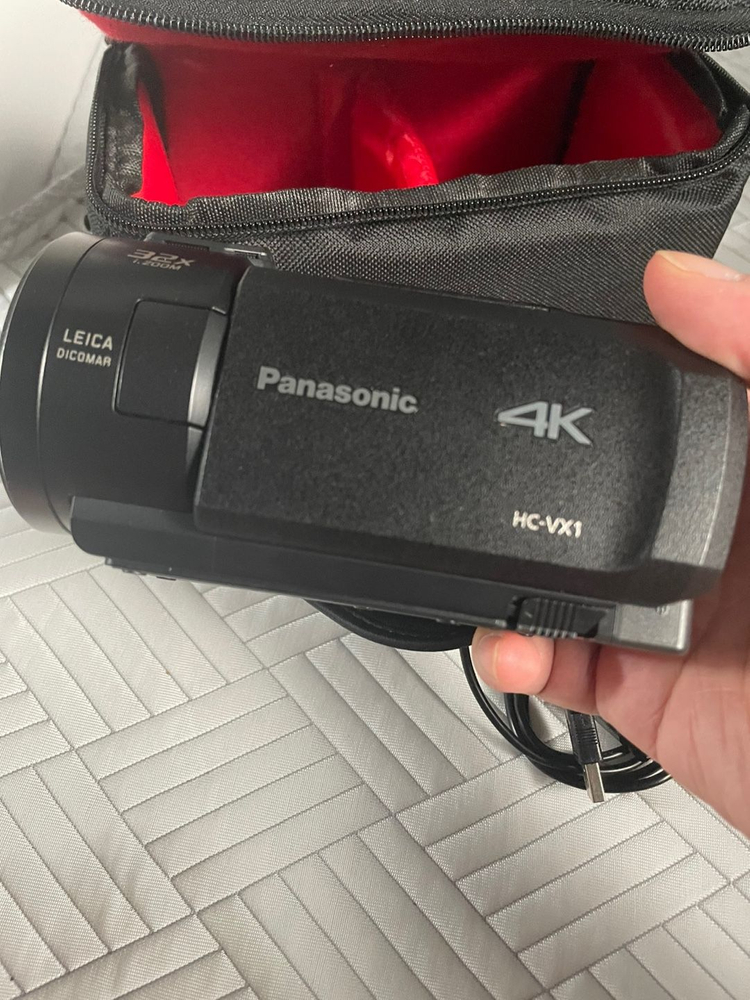 파나소닉 HC-VX1 4K 캠코더--1