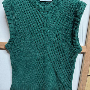 애프터프레이 니트조끼 프리사이즈