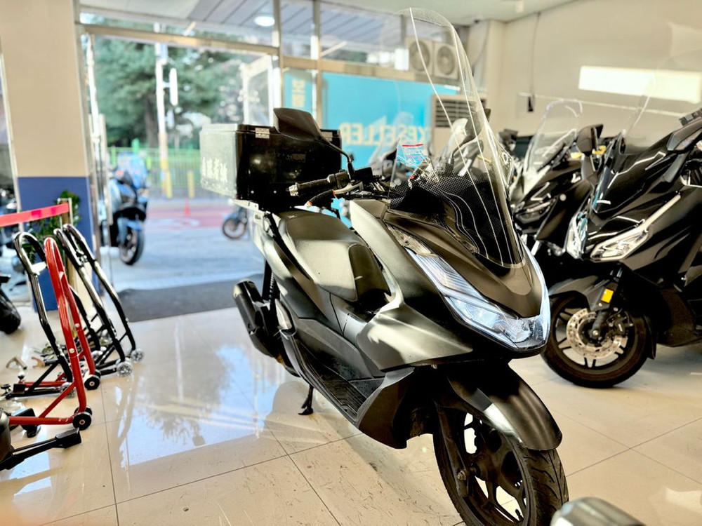 21년식 PCX125 56,XXXkm 판매합니다:)--2