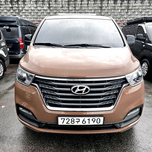 19년 더뉴스타렉스5인승캠핑카(멀티시트+인산철600A+DC에어컨)-전액할부됨