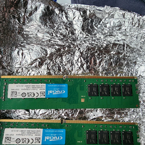크루얼 ddr4 2666 32gx2 64g램 팝니다