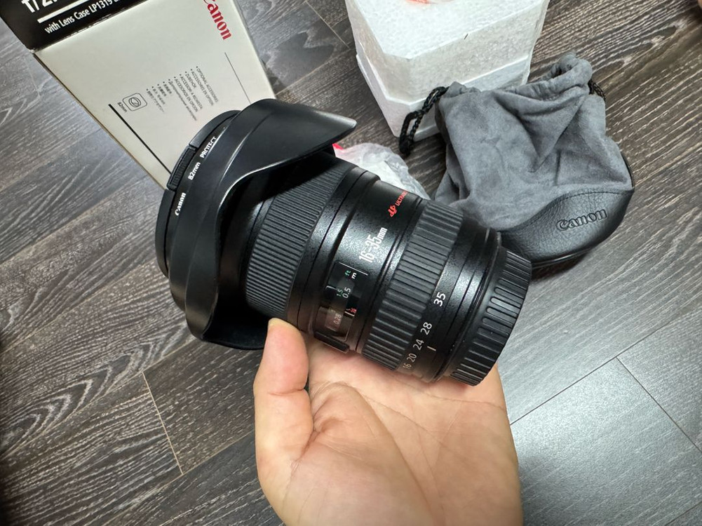 캐논 EF 16-35mm f/2.8L II USM 렌즈 풀박 이미지