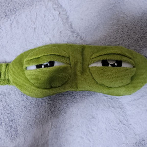 개구리 페페 수면안대