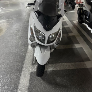 부산 18년식 보이져 팔아요 이미지