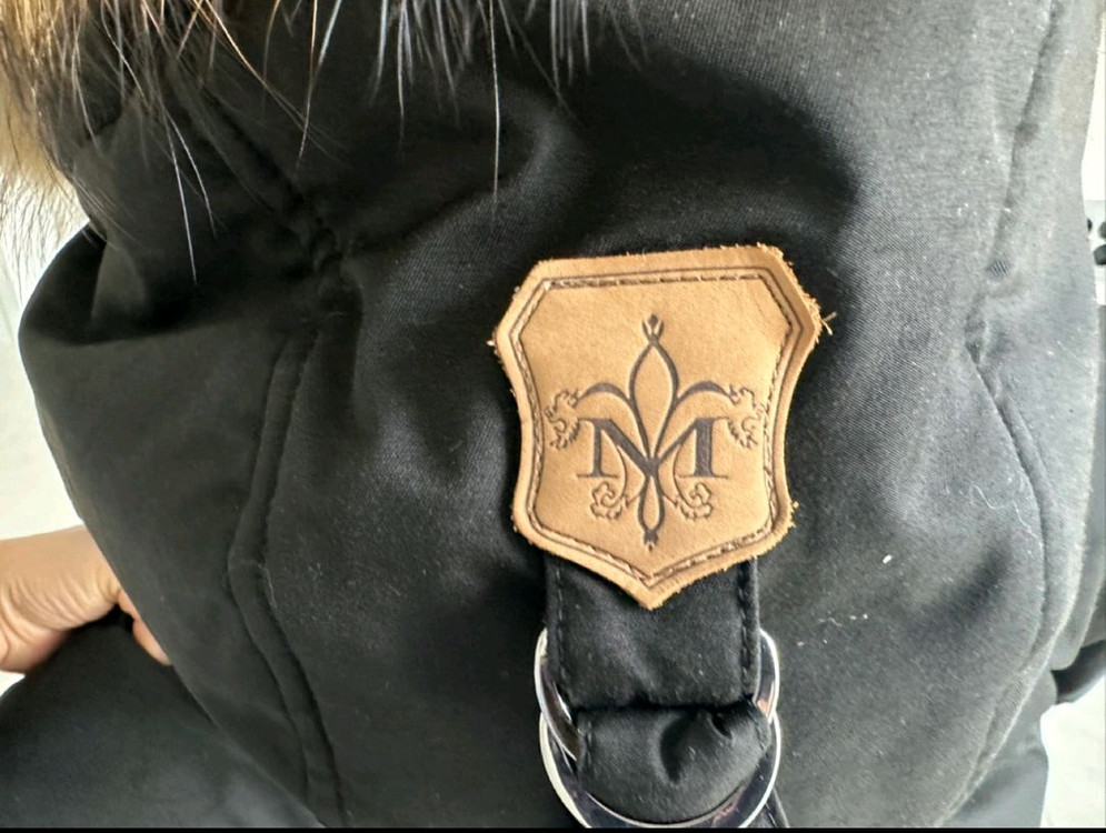 정품 맥케이지 남성 구스 패딩 몇 번 입지도 않은 새상품급 패딩 판매합니다--4