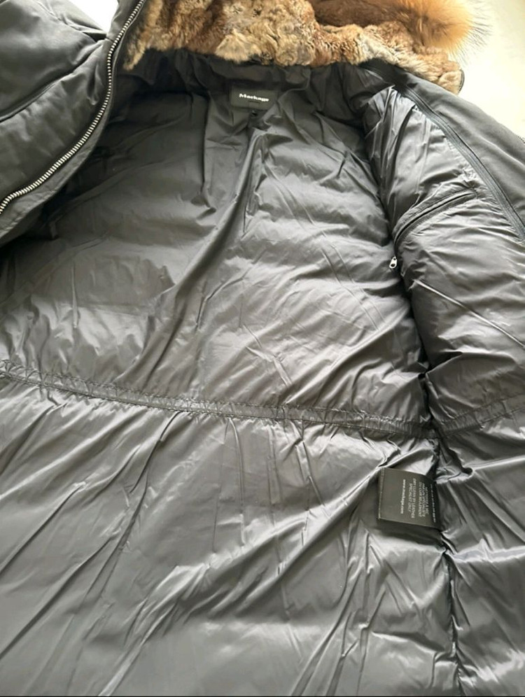정품 맥케이지 남성 구스 패딩 몇 번 입지도 않은 새상품급 패딩 판매합니다--5