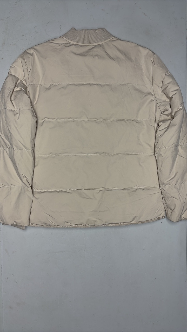 게스 [겨울] 남자 덕 다운 패딩 L 사이즈--1