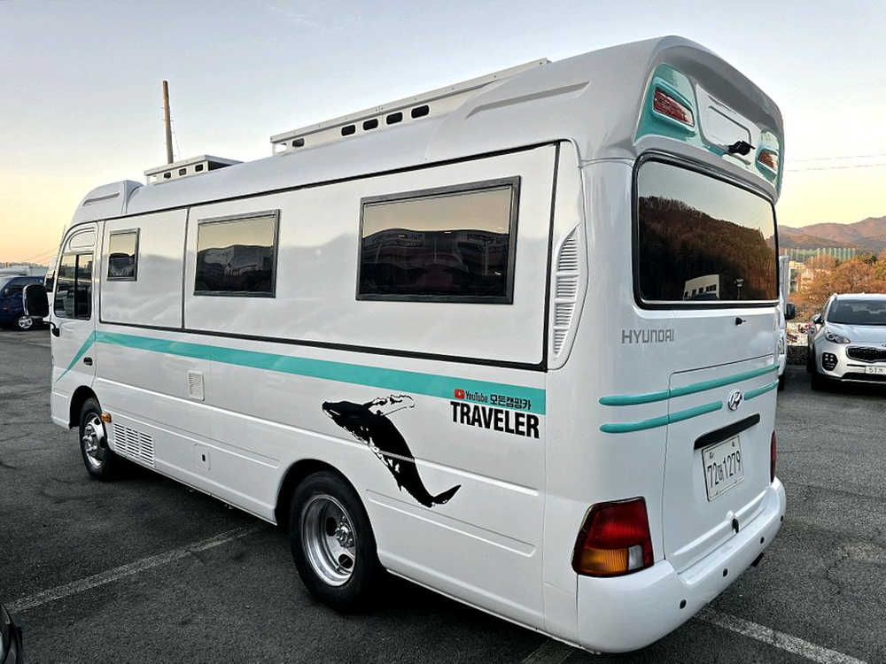 13년 뉴카운티4인승프리미엄캠핑카(신규제작)-전액할부됨 이미지