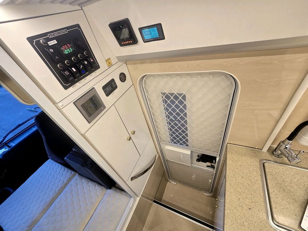 13년 뉴카운티4인승프리미엄캠핑카(신규제작)-전액할부됨 이미지