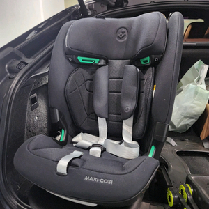 맥시코시 타이탄 프로 아이사이즈 토들러 카시트