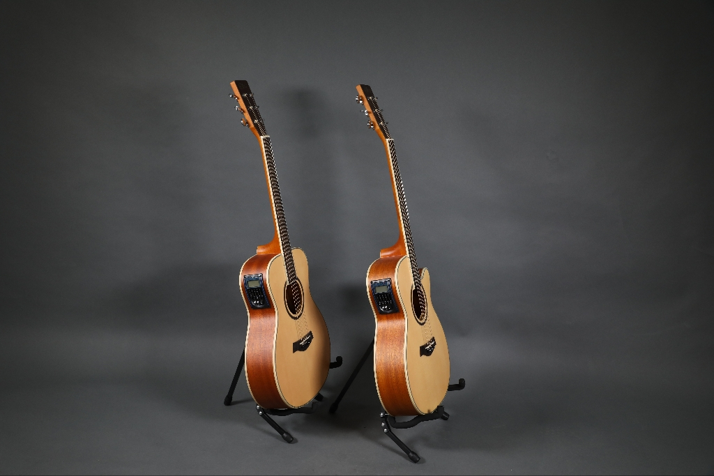 [신품반값] 듀얼소스 EQ 여행용 미니기타 통기타 기타--3