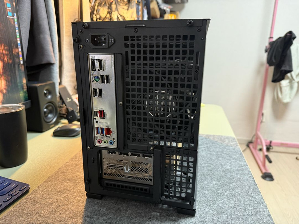 7800X3D + D32 pro 반본체 팝니다 (GPU,램X) 이미지