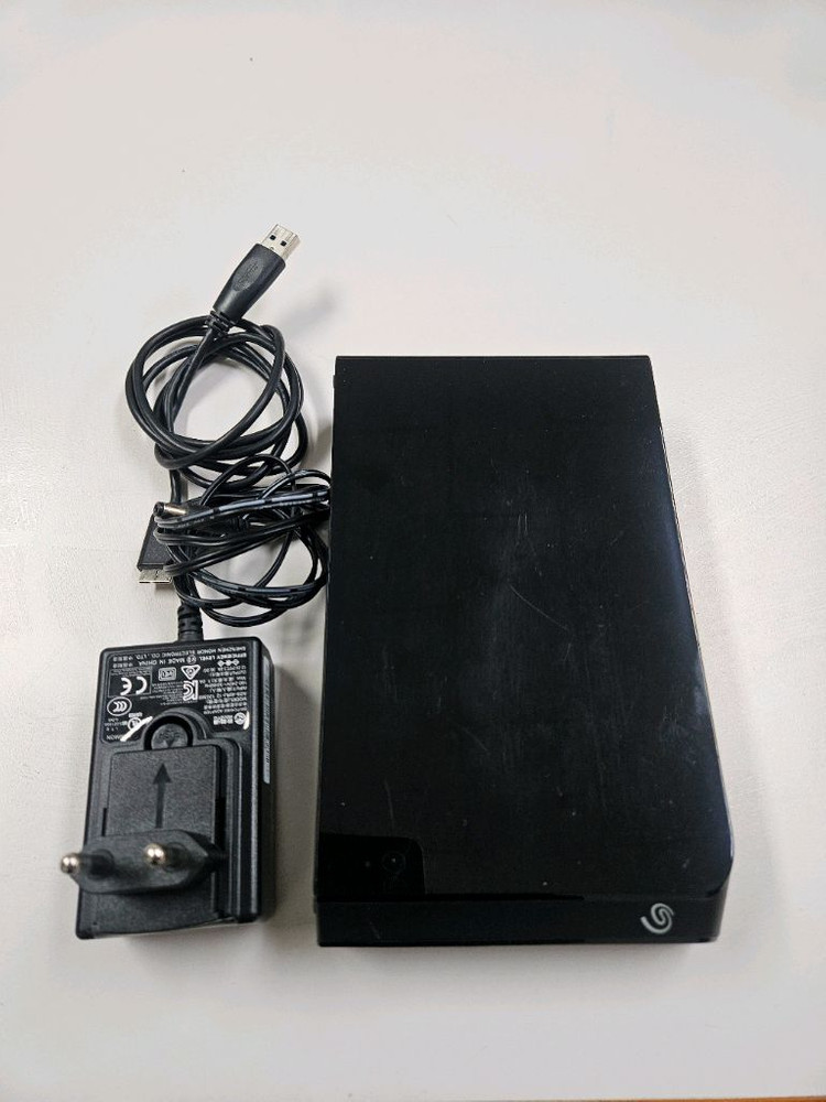 씨게이트 백업플러스 허브10TB 외장하드--2