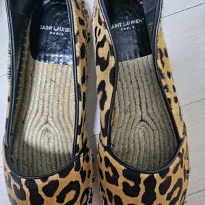 입생로랑 레오파드. 풀박스에스파듀38