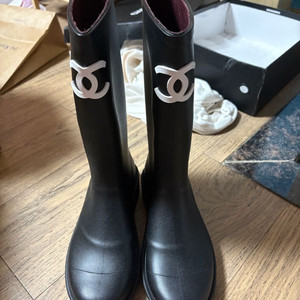 샤넬 부츠 245