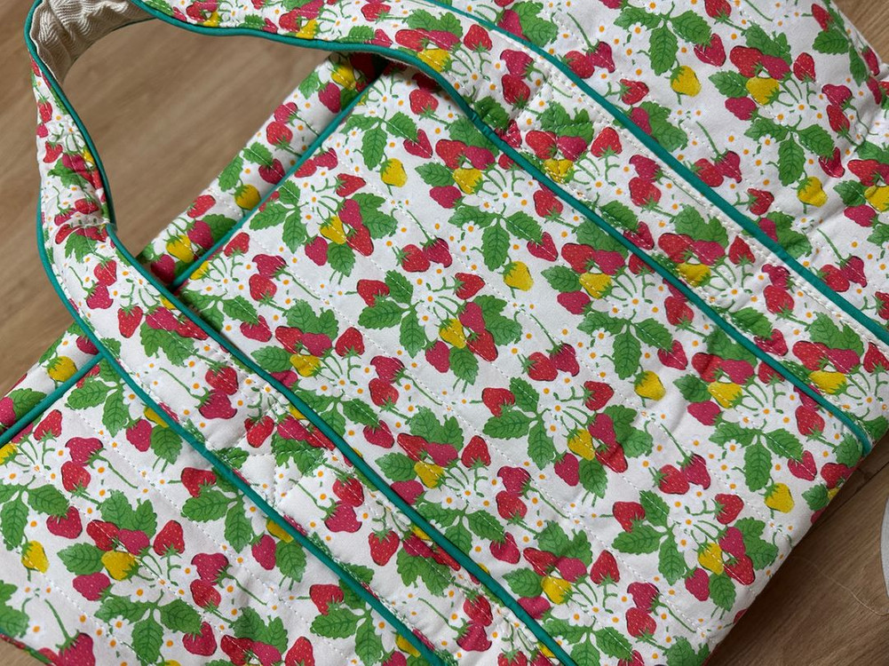 프레젠트 프로젝트 프프 다이퍼백 이미지