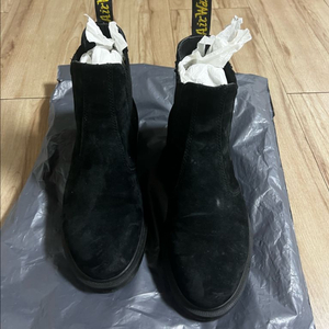 닥터마틴 첼시 스웨이드 부츠 EU42 (270mm)