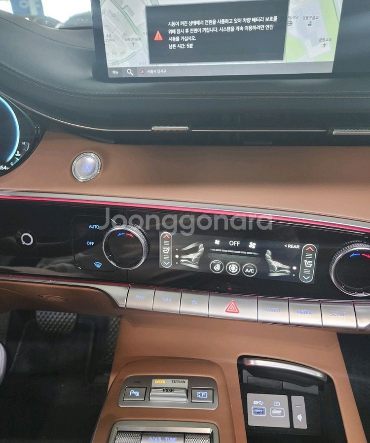 Gv70 2.5 AWD 19인치 파퓰러패키지--9