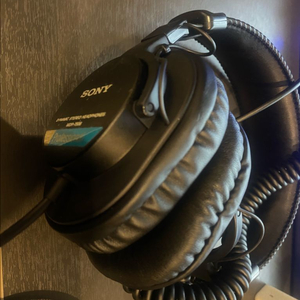 소니 MDR-7506 모니터링 헤드폰