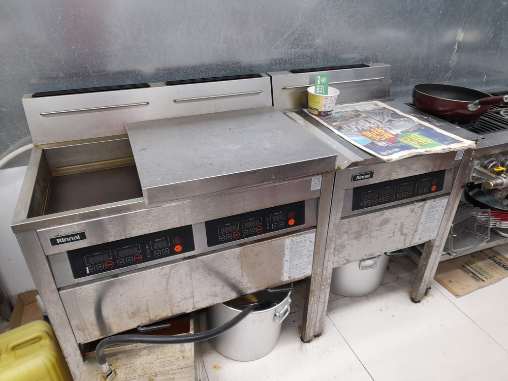 중고업소용주방용품 중고냉장고 중고튀김기 중고분식조리대 중고반찬냉장고 중고온수기 중고업소용가스렌지 이미지