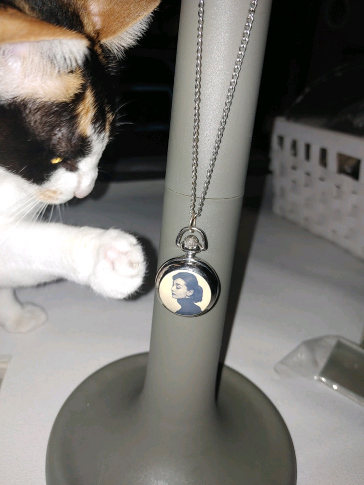 오드리햅번 실버 회중시계 빈티지 목걸이 펜던트--1