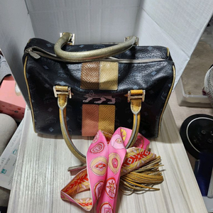 MCM 레더 핸드백