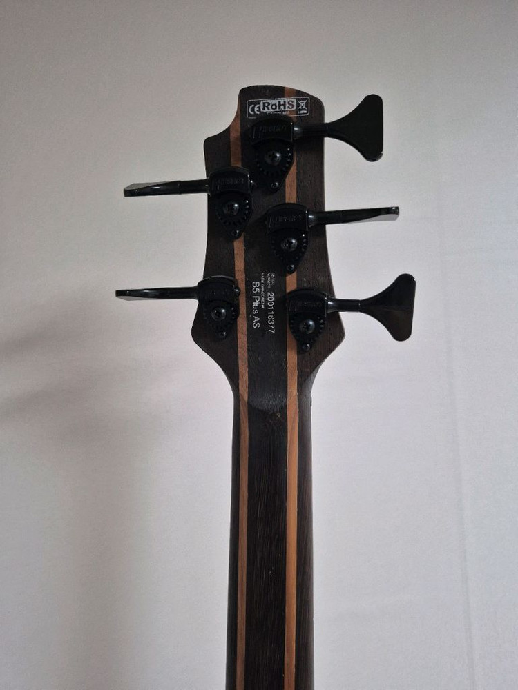 Cort b5 element 5현 베이스기타 팝니다.--2