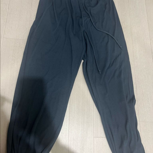 부디무드라 립조거팬츠 네이비