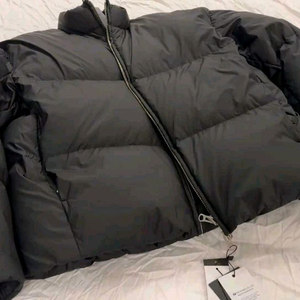 일꼬로스 오퍼핏 거위털 구스 패딩 점퍼 새상품급