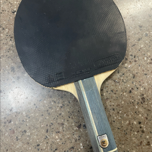 하리모토ALC , 휴고 할. 탁구라켓