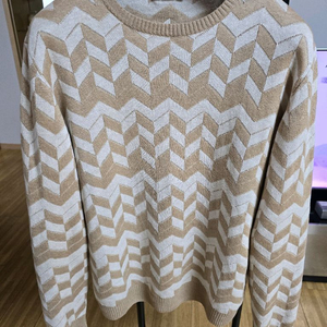 페레가모 니트 스웨터