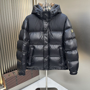 버버리 배색 다운 패딩