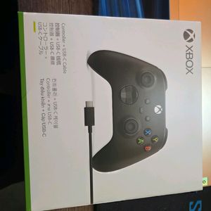 XBOX4세대 카본블랙 + 충전선 콤보 판매합니다