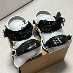 유니온 아틀라스 화이트 바인딩 S사이즈 새제품