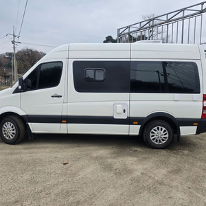 전기 캠핑카 이미지