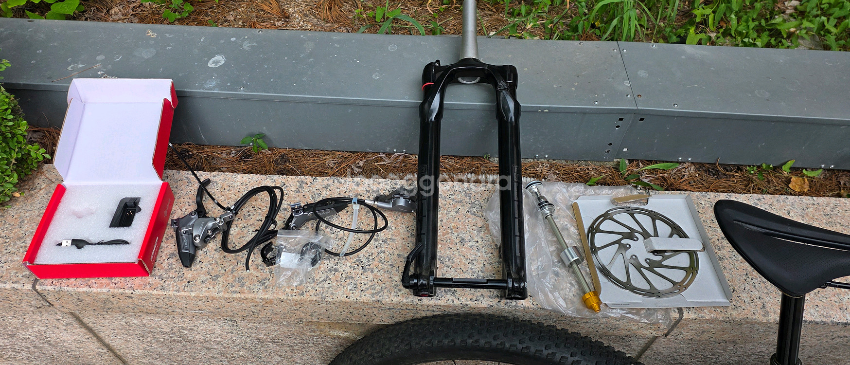 트렉 슈퍼칼리버 9.7 AXS M/L 24년식--4