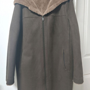 무스탕 후드 롱코트 55.66 상태좋아요 양면사용가능