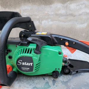 히다치 33EC S 엔진톱