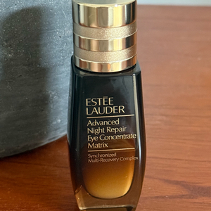에스티로더 어드벤스드 나이트 리페어 아이 컨센트레이트 매트릭스 15ml 미개봉 새제품