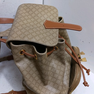 셀린느 백팩 명품가방 명품핸드백 여성명품가방 상태아주좋아요